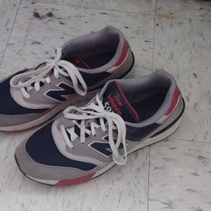 New Balance 597